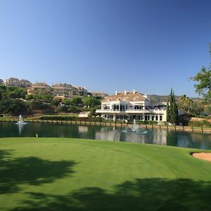 Elviria Hills Living